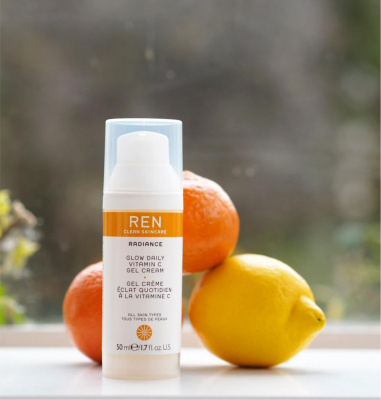 Крем-гель REN - Radiance Glow Daily Vitamin C Gel Cream